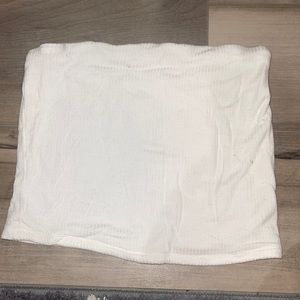 White ribbed crop top
